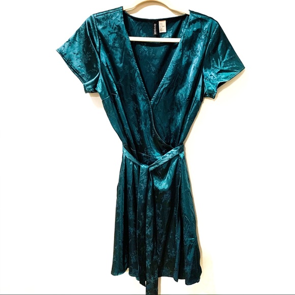 h&m green satin dress